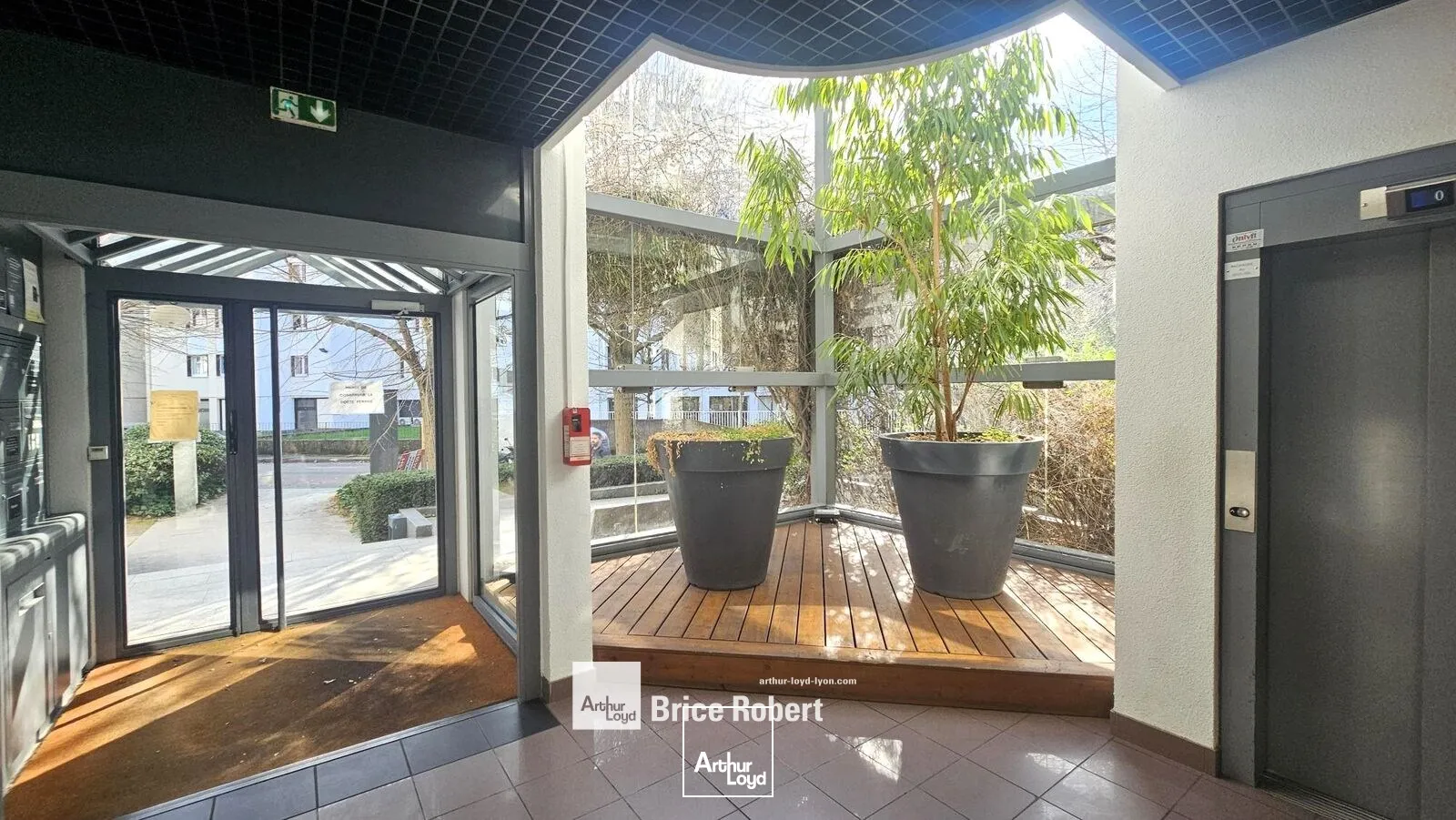 Bureaux - Location - LYON - 69009 - 325-325 - 7896109