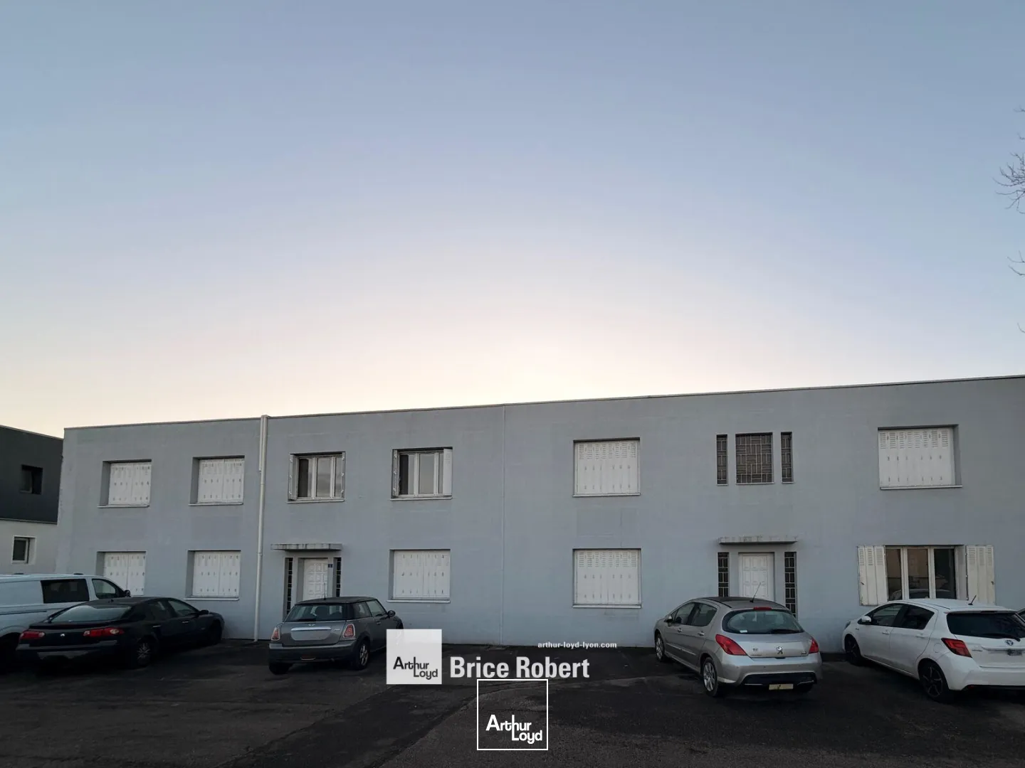 Locaux d'activité & Entrepôts - Location - SAINT SYMPHORIEN D'OZON - 69360 - 151-151 - 7896140