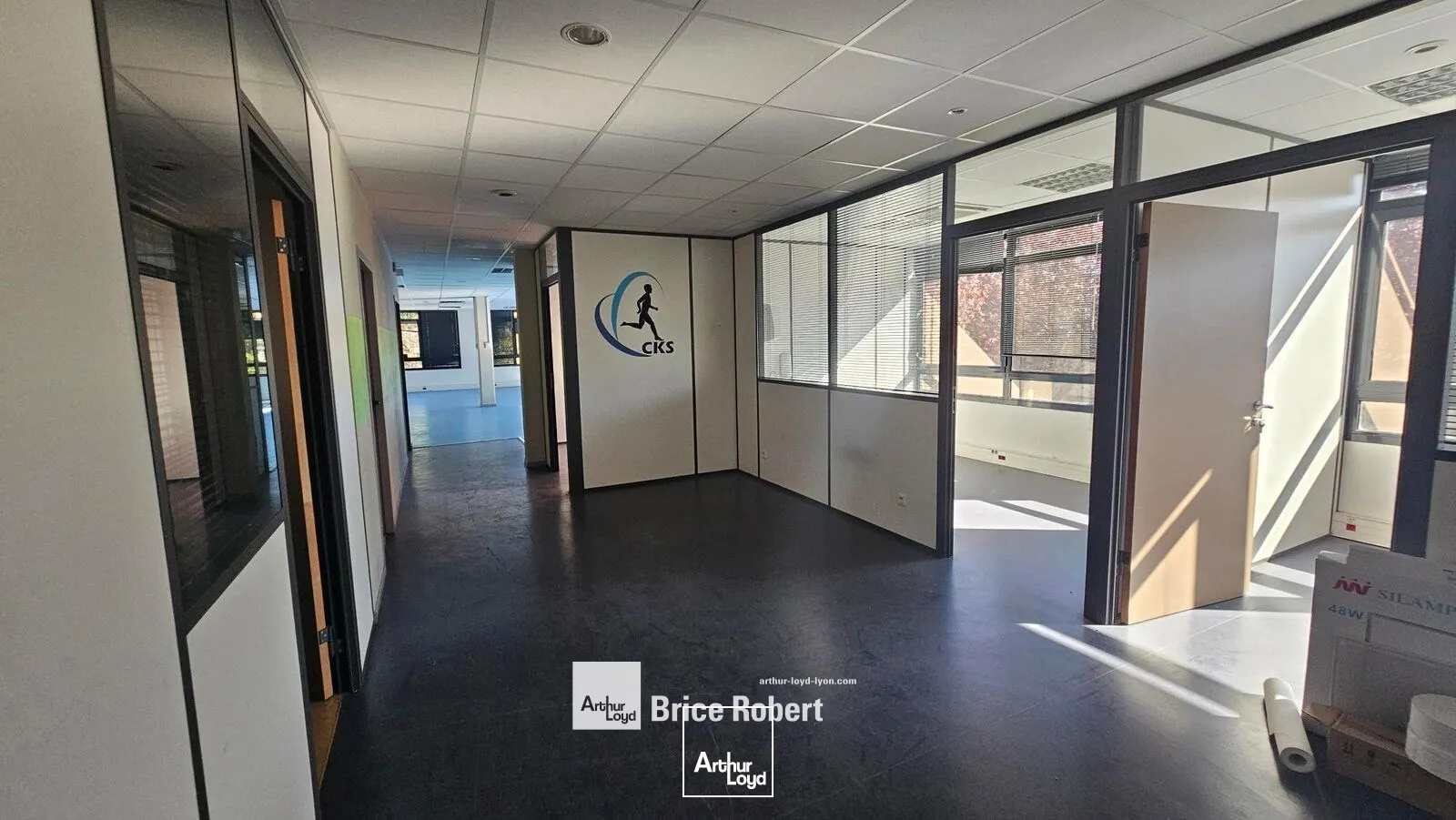 Bureaux - Location - LYON - 69007 - 116.48-720.05 - 7896202