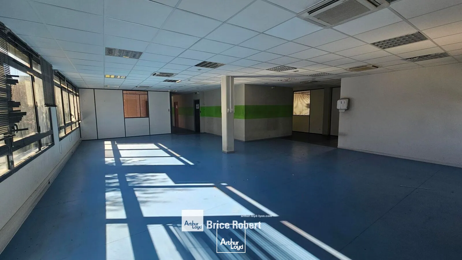Bureaux - Location - LYON - 69007 - 116.48-720.05 - 7896203