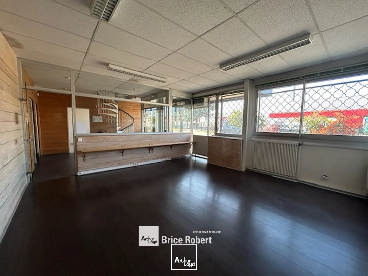 Locaux d'activité & Entrepôts - Vente - VAULX EN VELIN - 69120 - 2200-2200 - 7896237