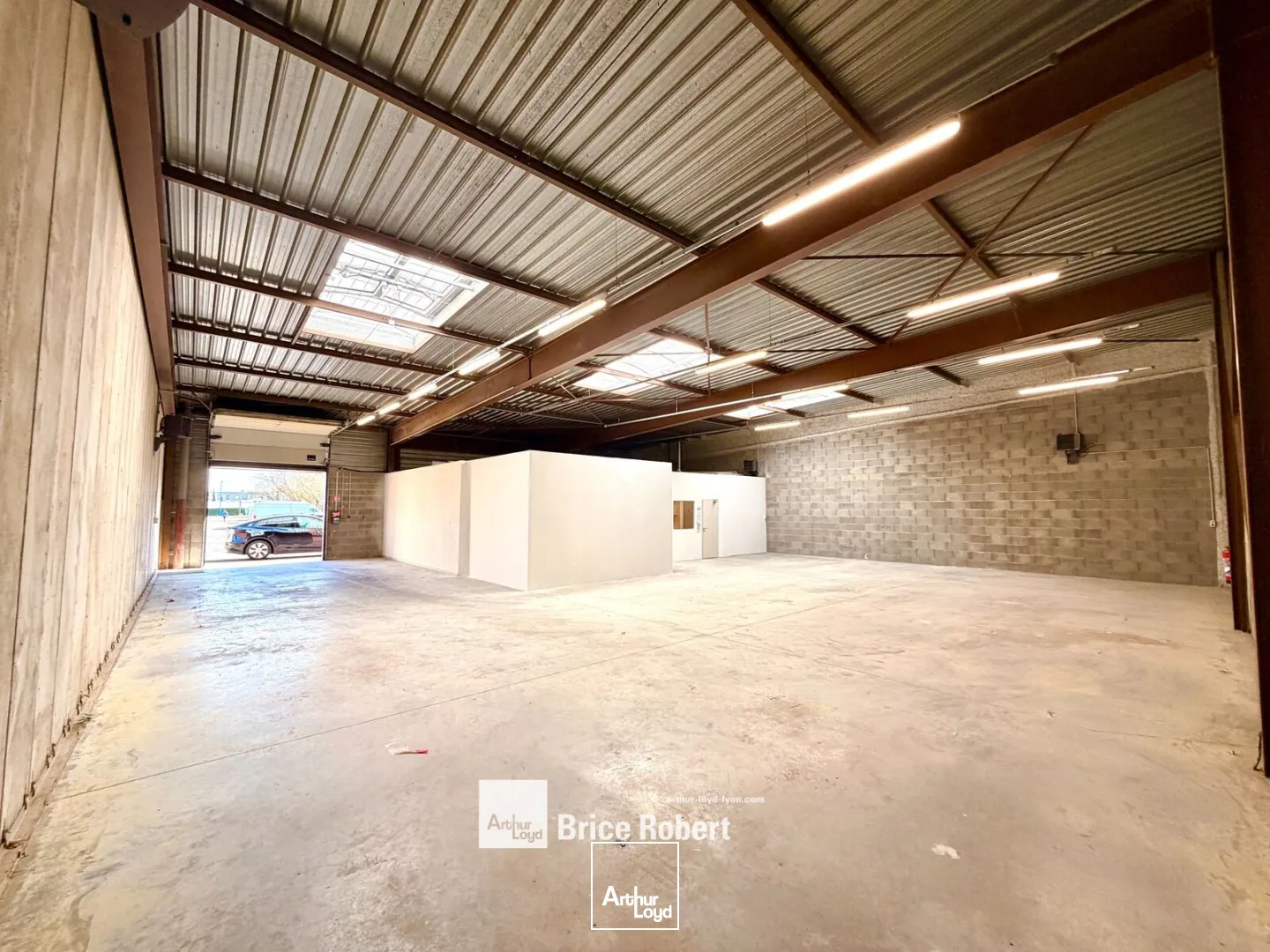 Locaux d'activité & Entrepôts - Location - BRON - 69500 - 374-374 - 7896248