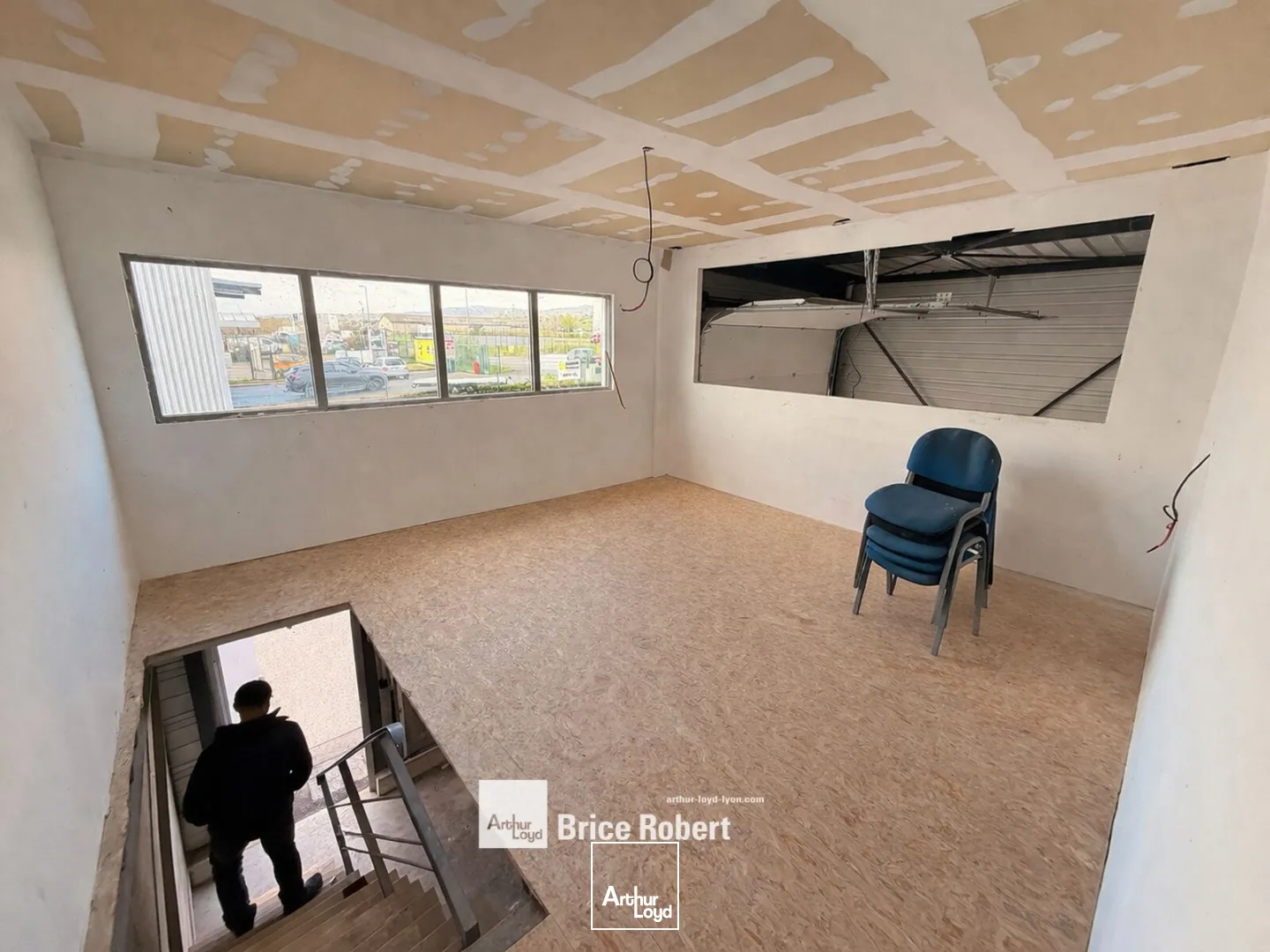Locaux d'activité & Entrepôts - Vente - MORNANT - 69440 - 132.82-132.82 - 7896310