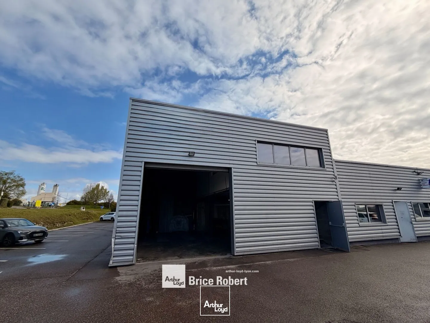 Locaux d'activité & Entrepôts - Vente - MORNANT - 69440 - 132.82-132.82 - 7896309