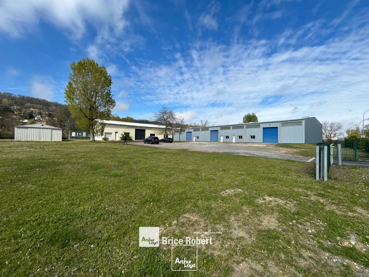 Locaux d'activité & Entrepôts - Location - NEYRON - 01700 - 1650-1650 - 7896326