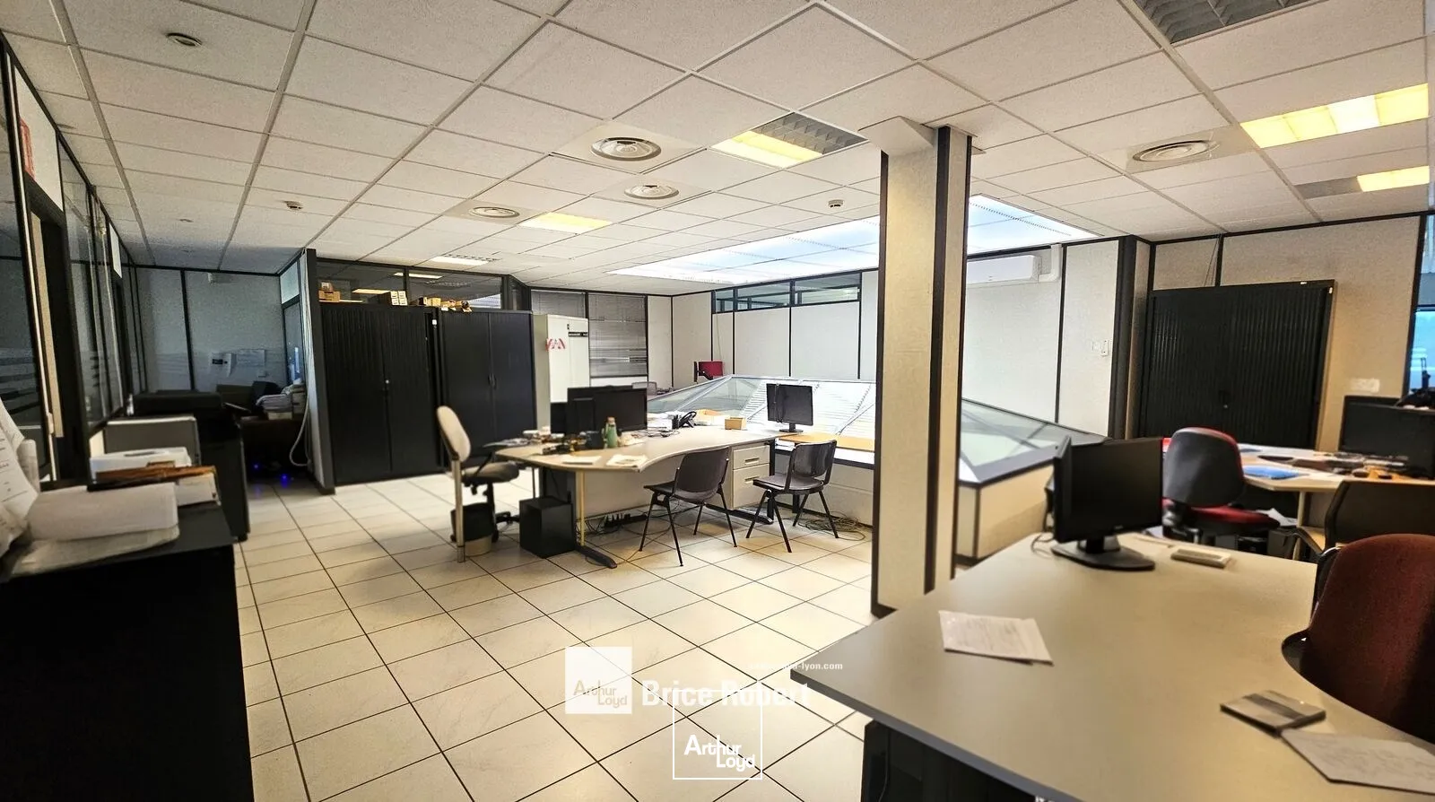 Bureaux - Location - VAULX EN VELIN - 69120 - 140-140 - 7896352