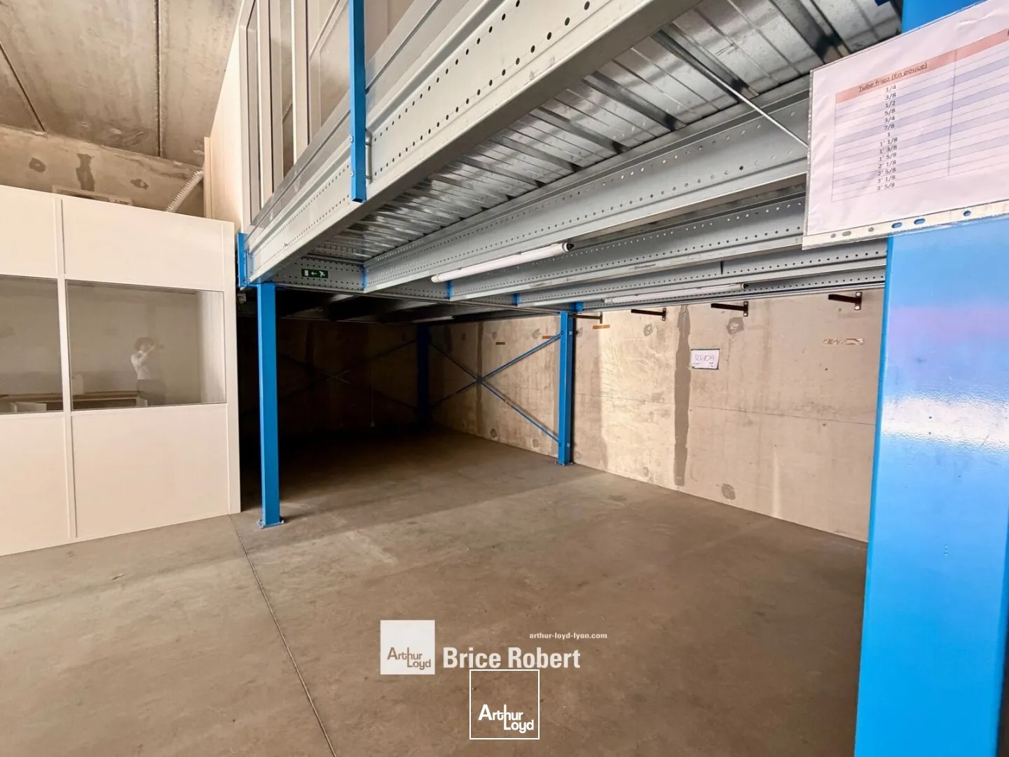 Locaux d'activité & Entrepôts - Vente - BRIGNAIS - 69530 - 156.47-156.47 - 7896503