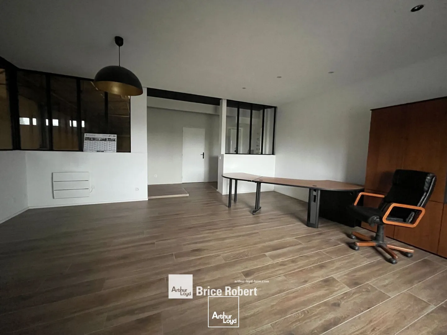 Locaux d'activité & Entrepôts - Location - BEAUVALLON - 69700 - 323-323 - 7896516