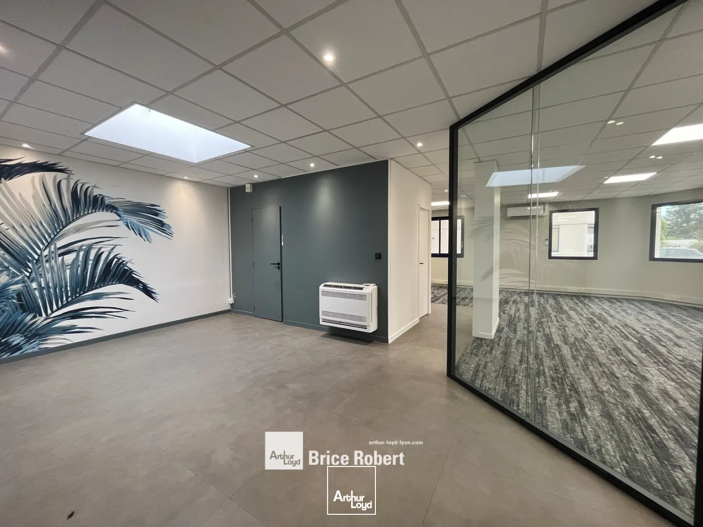 Locaux d'activité & Entrepôts - Location - SAINT GENIS LAVAL - 69230 - 126-1738 - 7896665