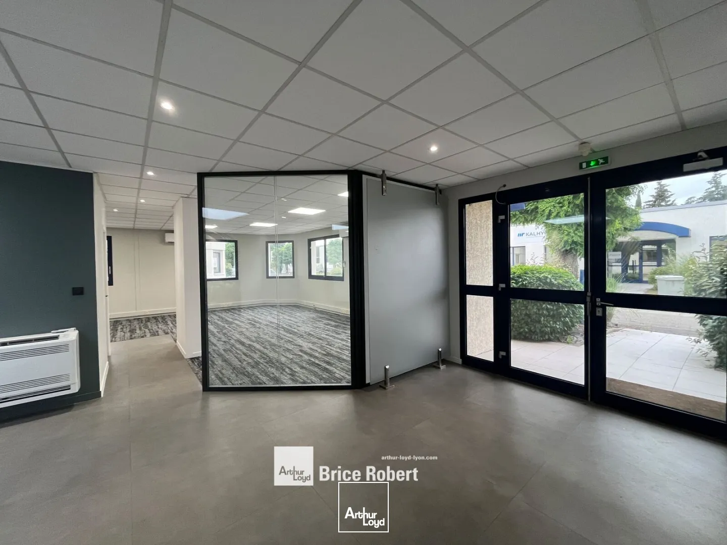 Locaux d'activité & Entrepôts - Location - SAINT GENIS LAVAL - 69230 - 126-1738 - 7896667