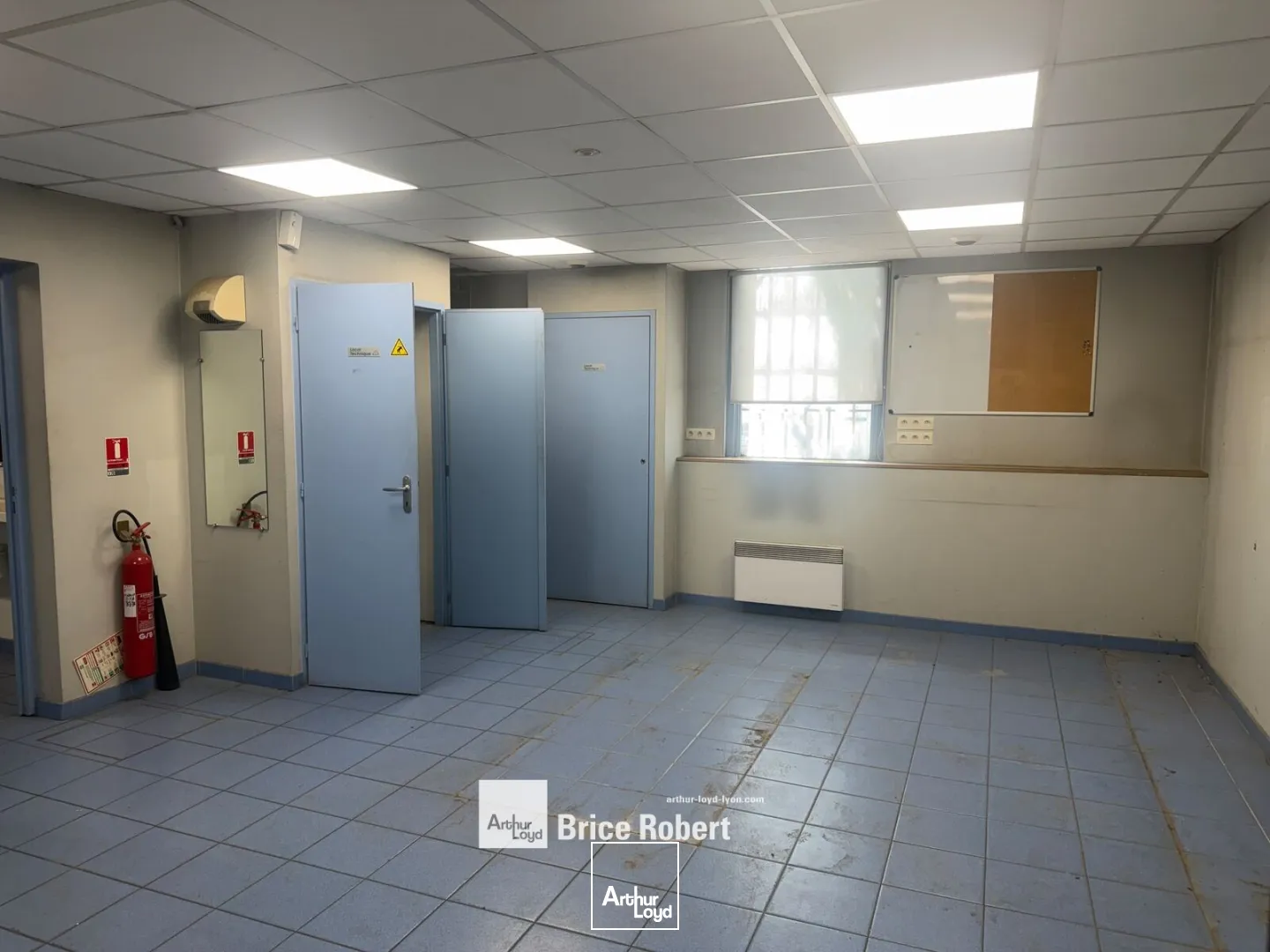 Locaux d'activité & Entrepôts - Location - VENISSIEUX - 69200 - 1475-1475 - 7896686