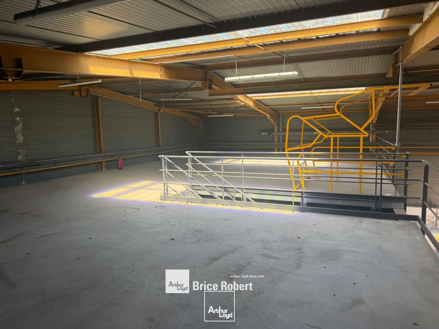 Locaux d'activité & Entrepôts - Location - VENISSIEUX - 69200 - 1475-1475 - 7896694