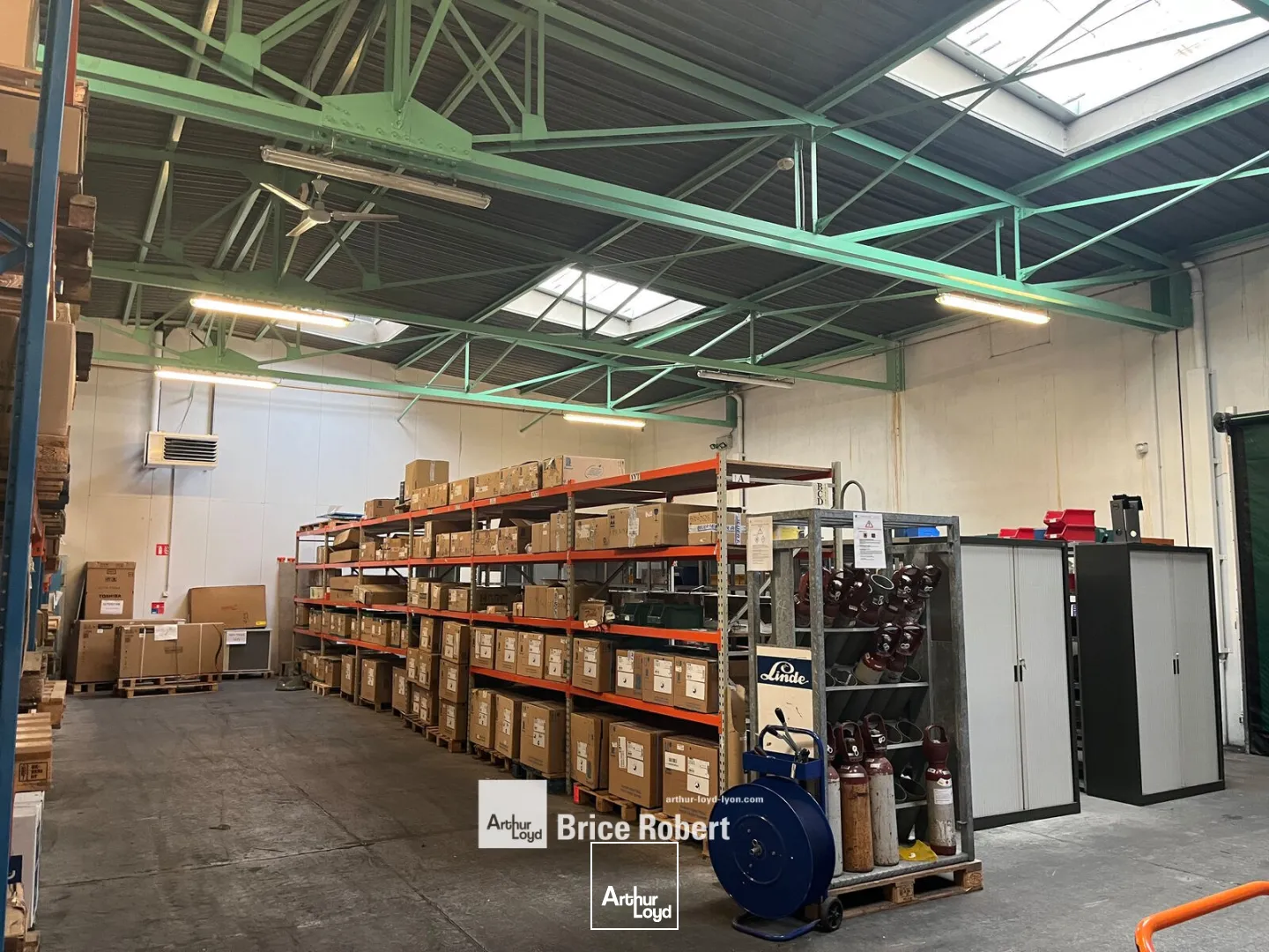 Locaux d'activité & Entrepôts - Location - VAULX EN VELIN - 69120 - 629-2909 - 7896833