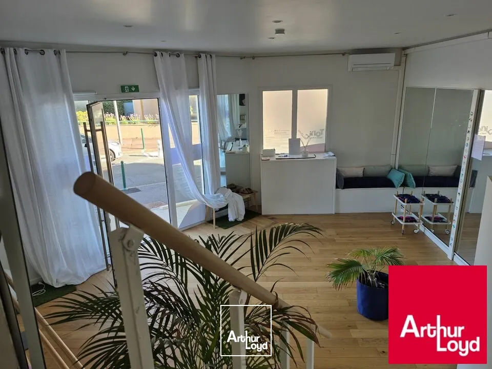 Locaux commerciaux - Vente - BIARRITZ - 64200 - 67-67 - 7897054