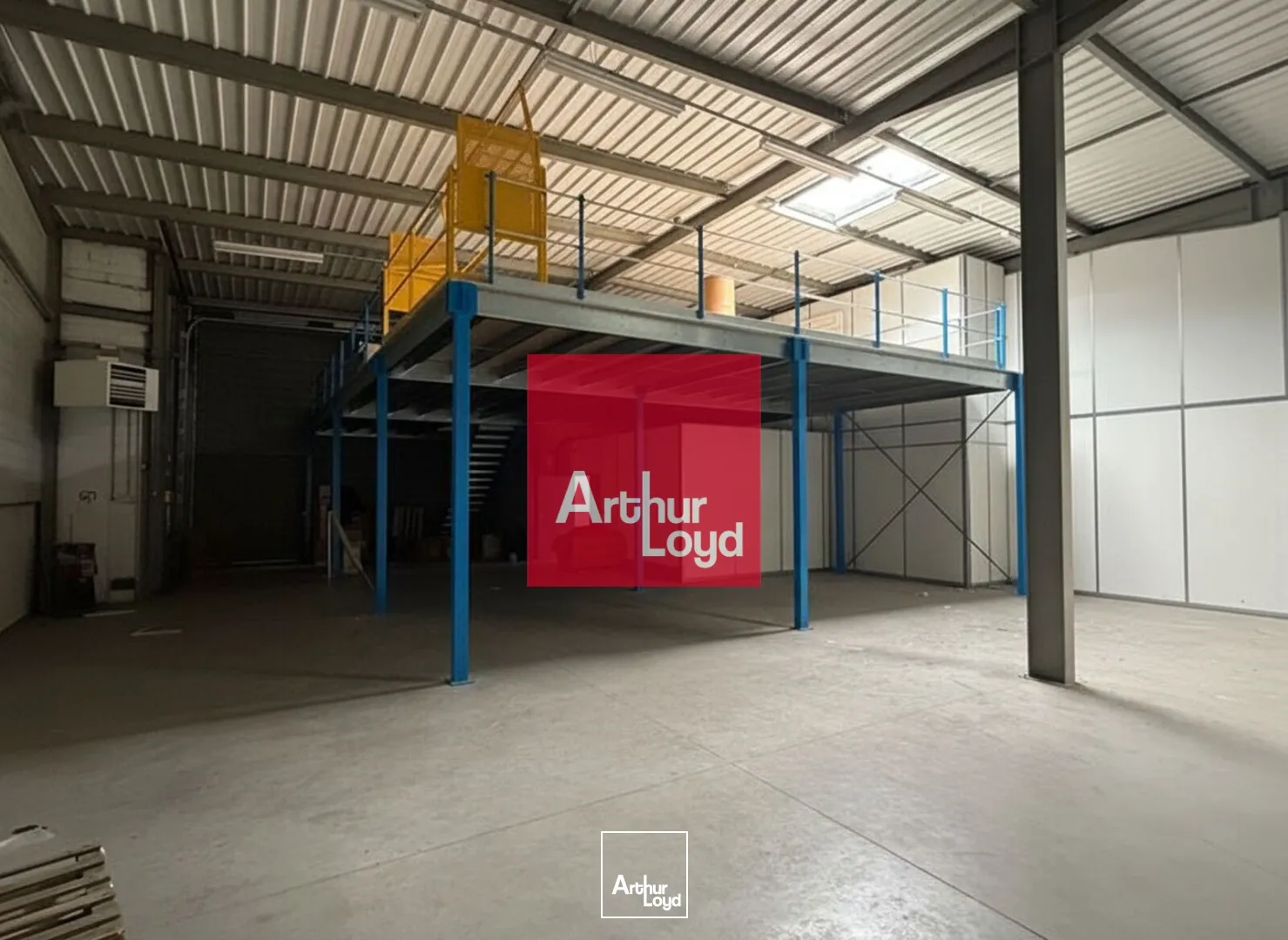 Locaux d'activité & Entrepôts - Location - FONTAINE - 38600 - 545-545 - 7897281