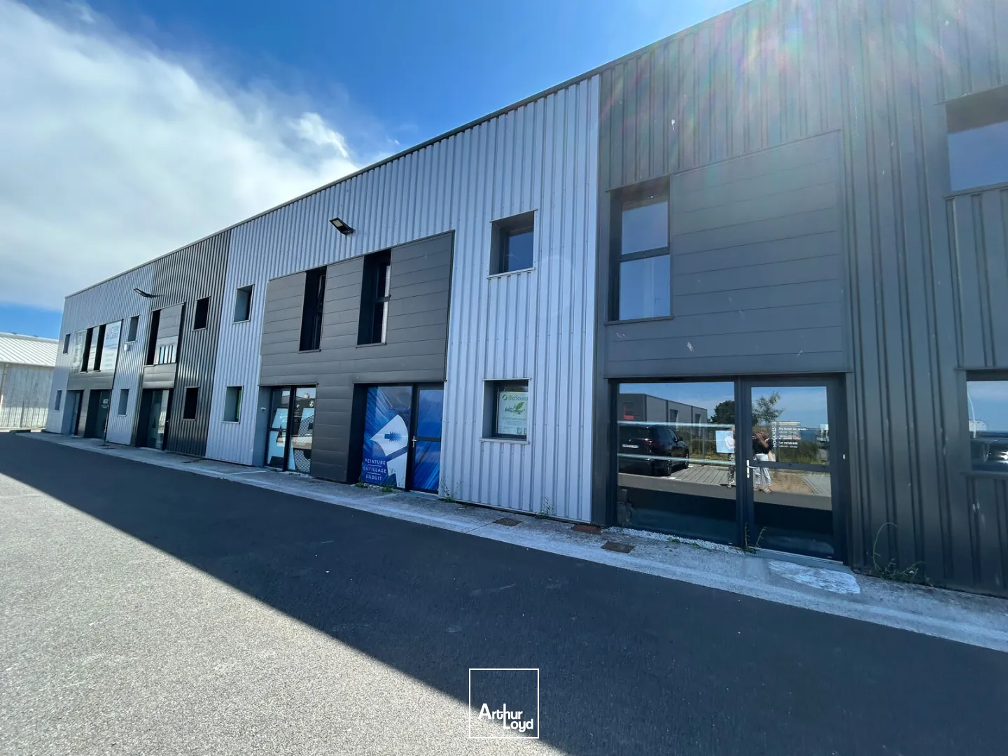 Locaux d'activité & Entrepôts - Location - GUERANDE - 44350 - 170.6-341.2 - 7897418
