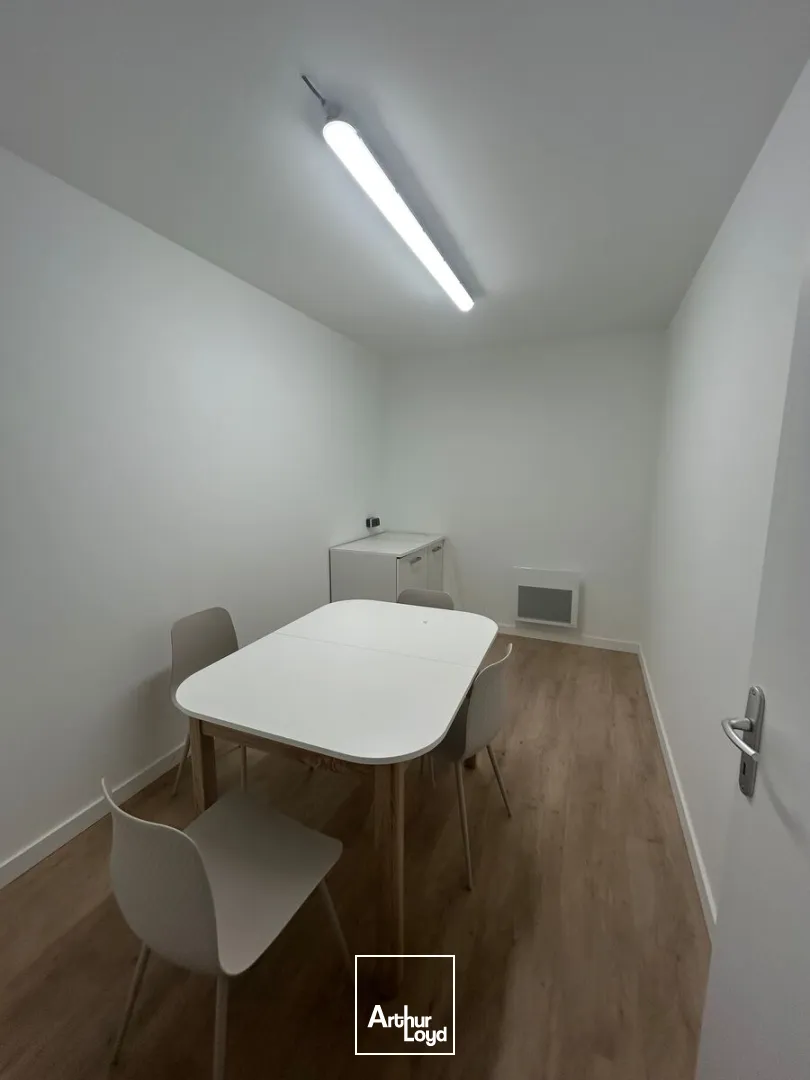 Locaux d'activité & Entrepôts - Location - GUERANDE - 44350 - 170.6-341.2 - 7897422