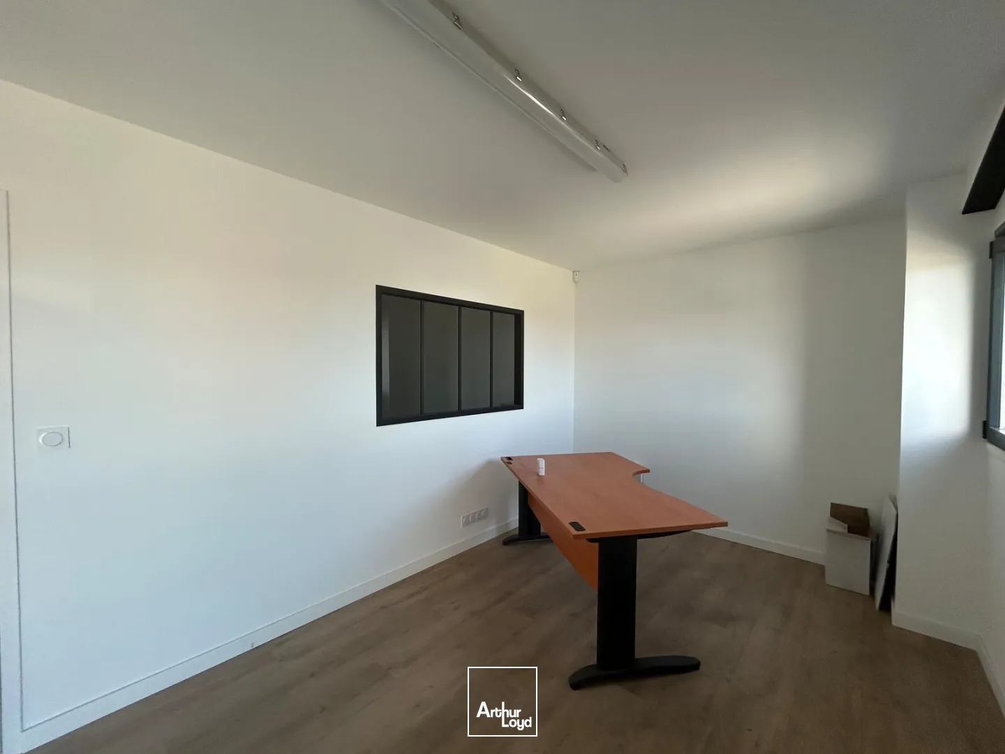 Locaux d'activité & Entrepôts - Location - GUERANDE - 44350 - 170.6-341.2 - 7897424