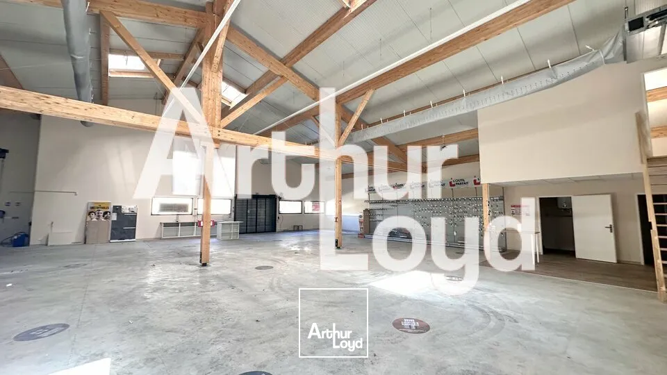 Locaux d'activité & Entrepôts - Location - VILLARGONDRAN - 73300 - 481.39-481.39 - 7897641