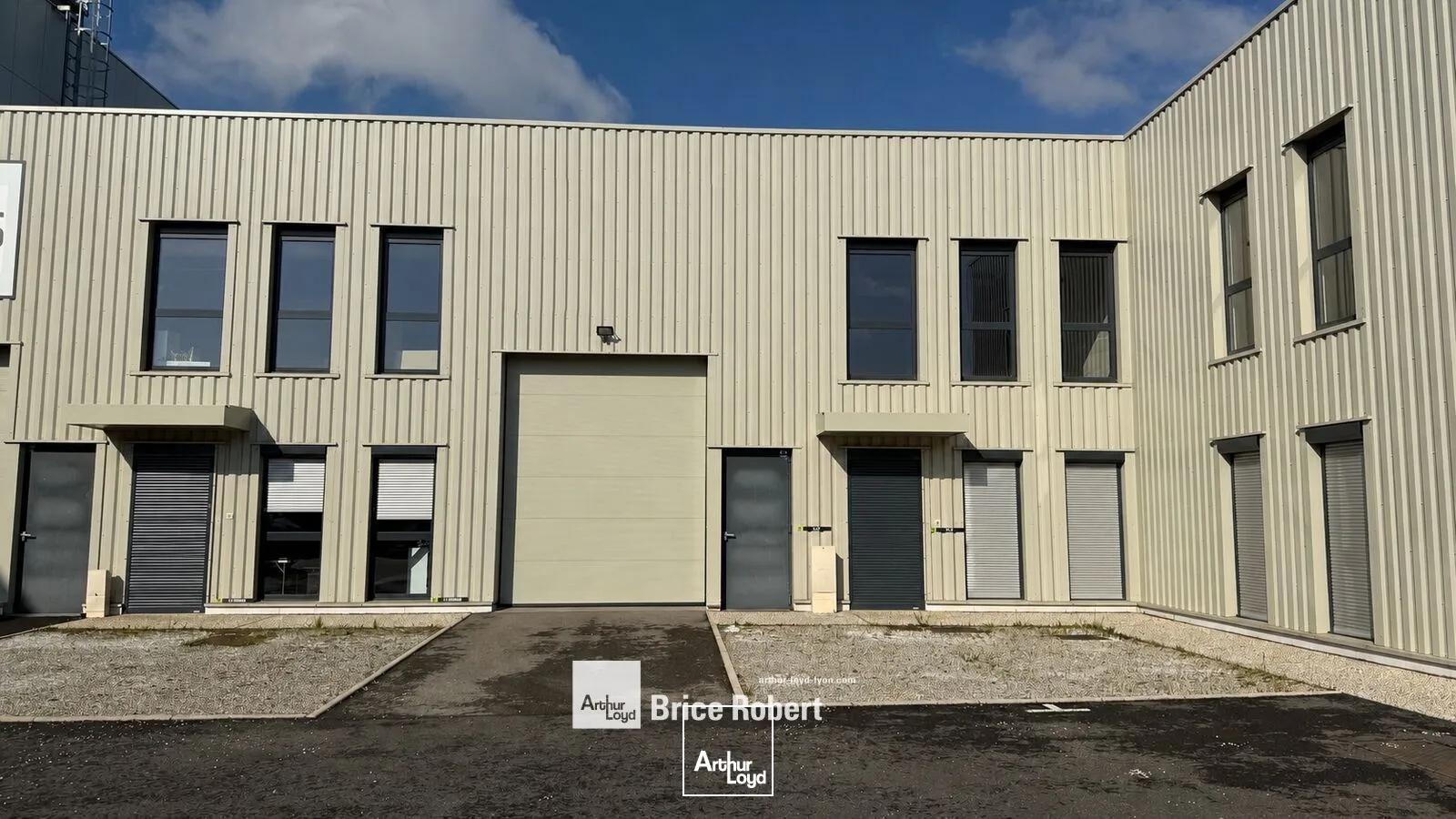 Locaux d'activité & Entrepôts - Location - DECINES CHARPIEU - 69150 - 161-486 - 7897720