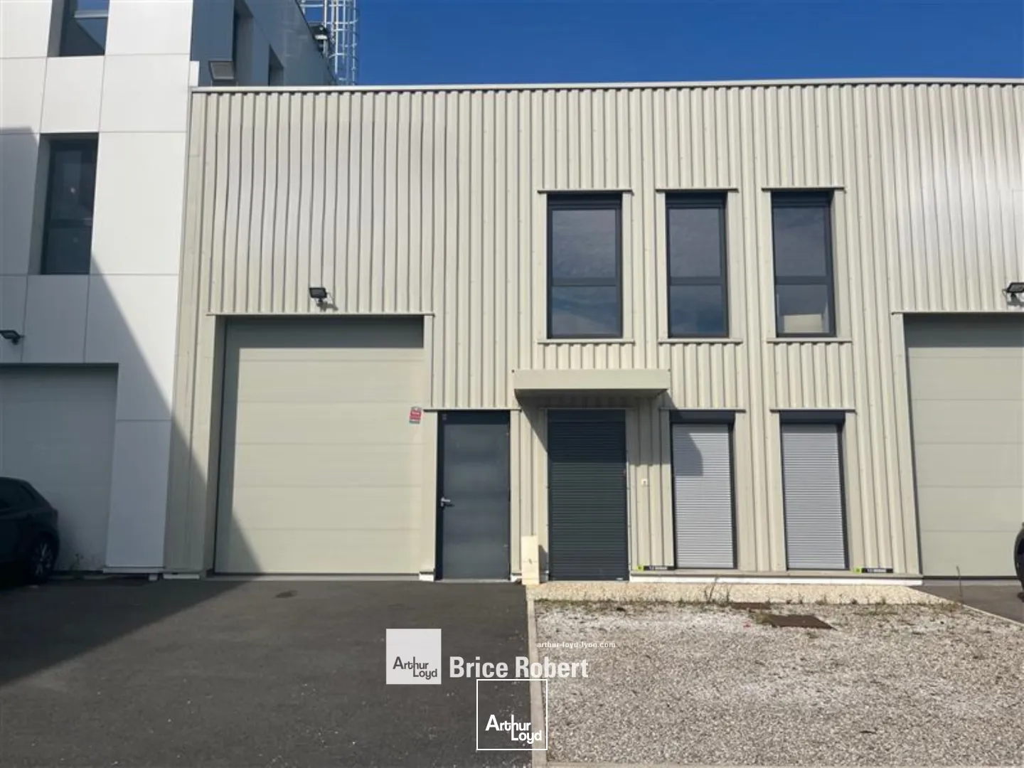 Locaux d'activité & Entrepôts - Location - DECINES CHARPIEU - 69150 - 161-486 - 7897716