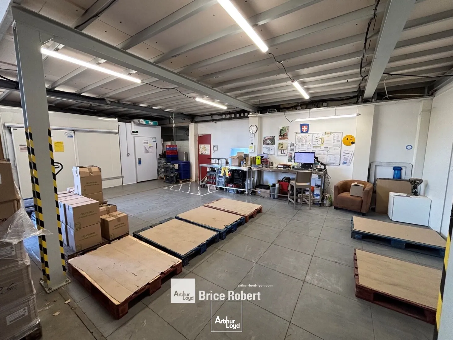 Locaux d'activité & Entrepôts - Location - VENISSIEUX - 69200 - 595-595 - 7897740