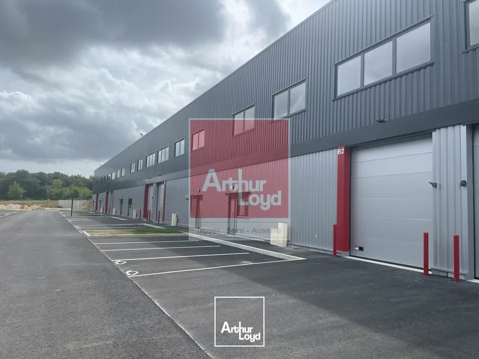 Locaux d'activité & Entrepôts - Location - AUXERRE - 89000 - 288-4326 - 7898018