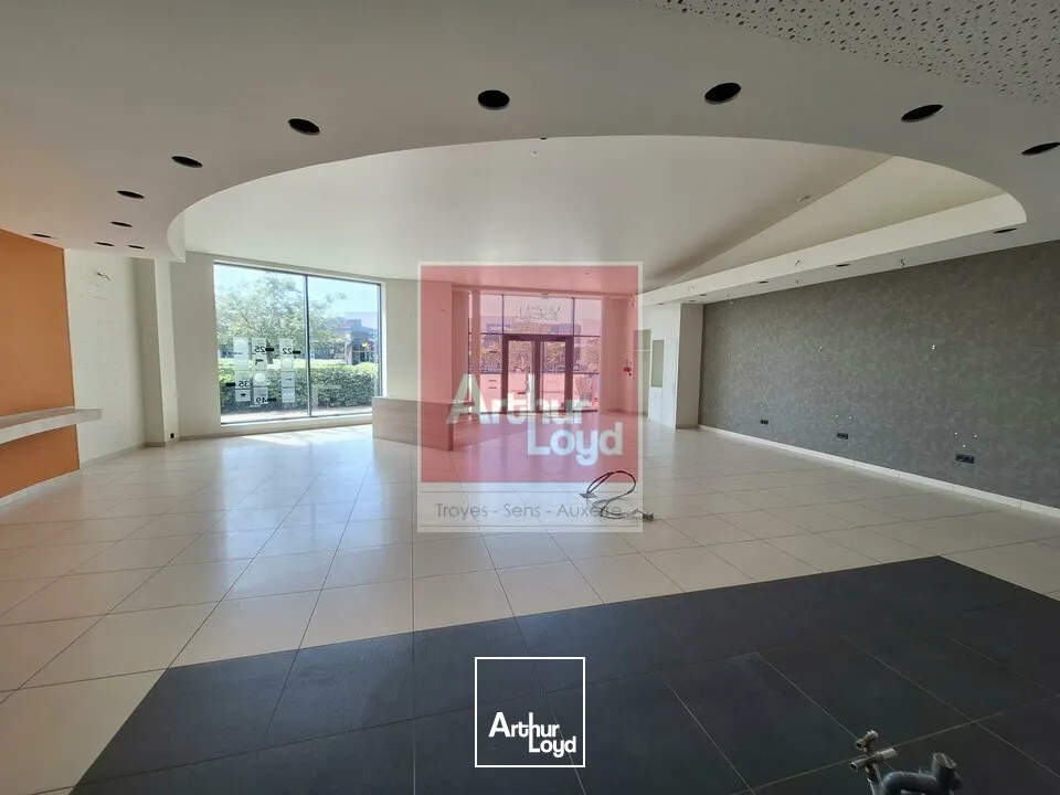 Locaux commerciaux - Location - SENS - 89100 - 199-199 - 7898039