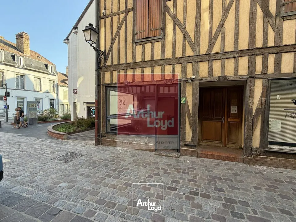 Locaux commerciaux - Location - TROYES - 10000 - 28-28 - 7898048