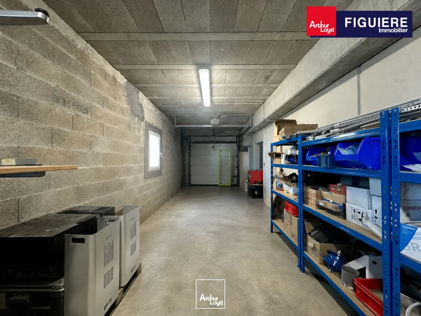 Locaux d'activité & Entrepôts - Location - SAINT VICTORET - 13730 - 310-310 - 7898101