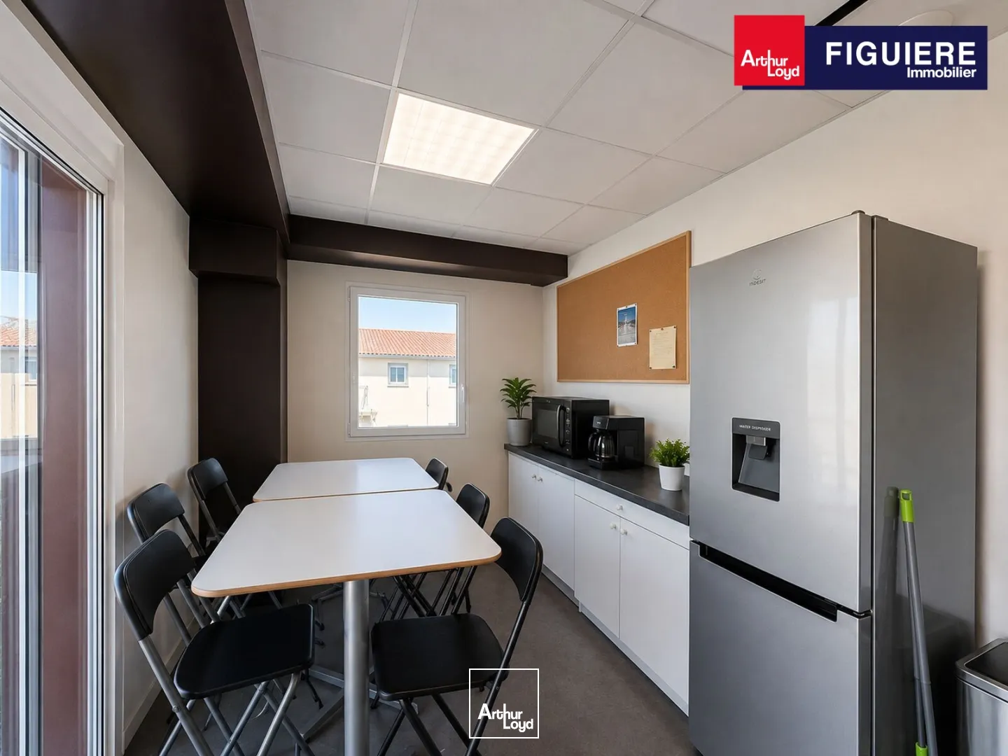 Locaux d'activité & Entrepôts - Location - SAINT VICTORET - 13730 - 310-310 - 7898100