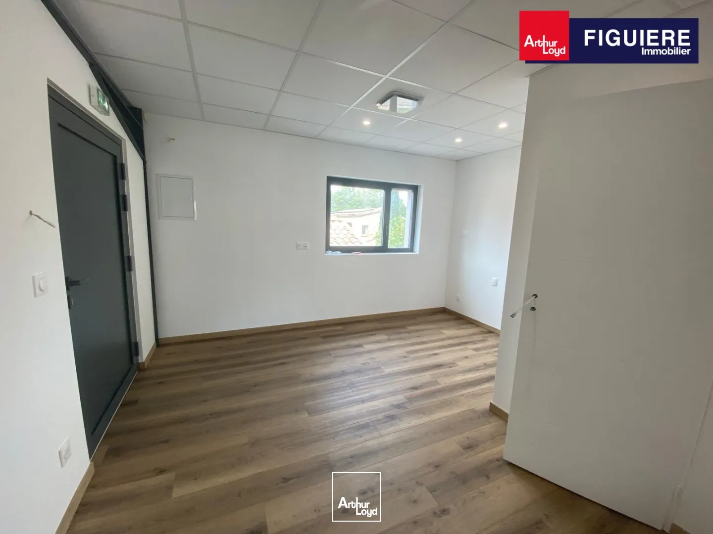 Bureaux - Location - LAMANON - 13113 - 38-38 - 7898110