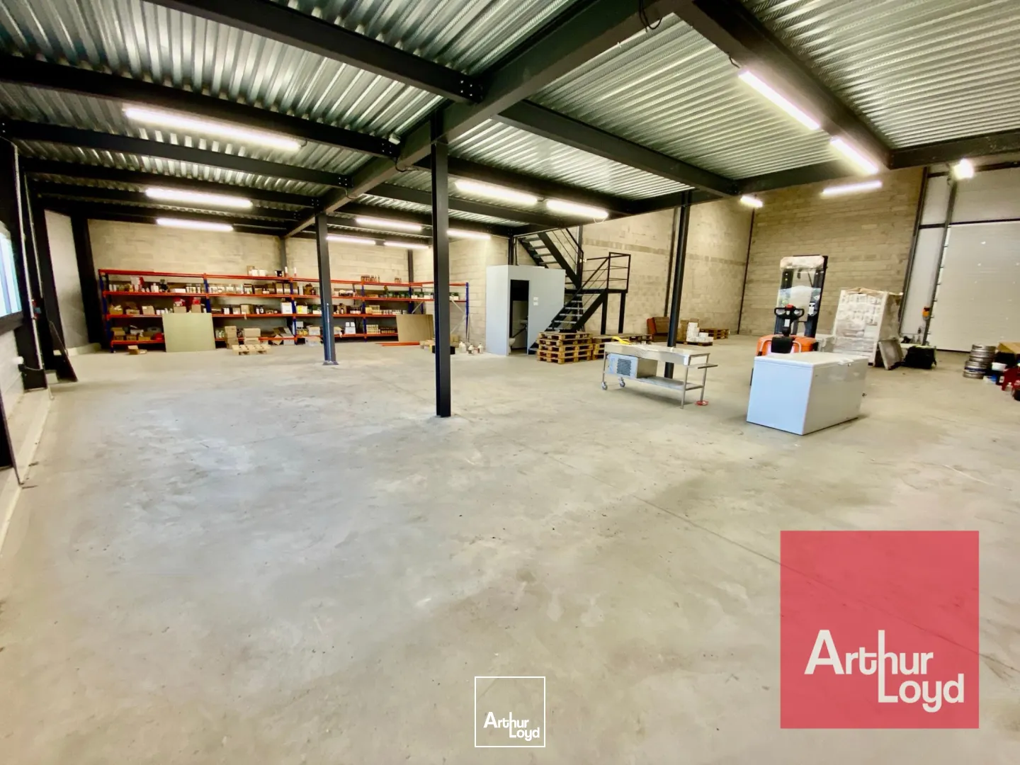 Locaux d'activité & Entrepôts - Location - VALERGUES - 34130 - 437-437 - 7898145