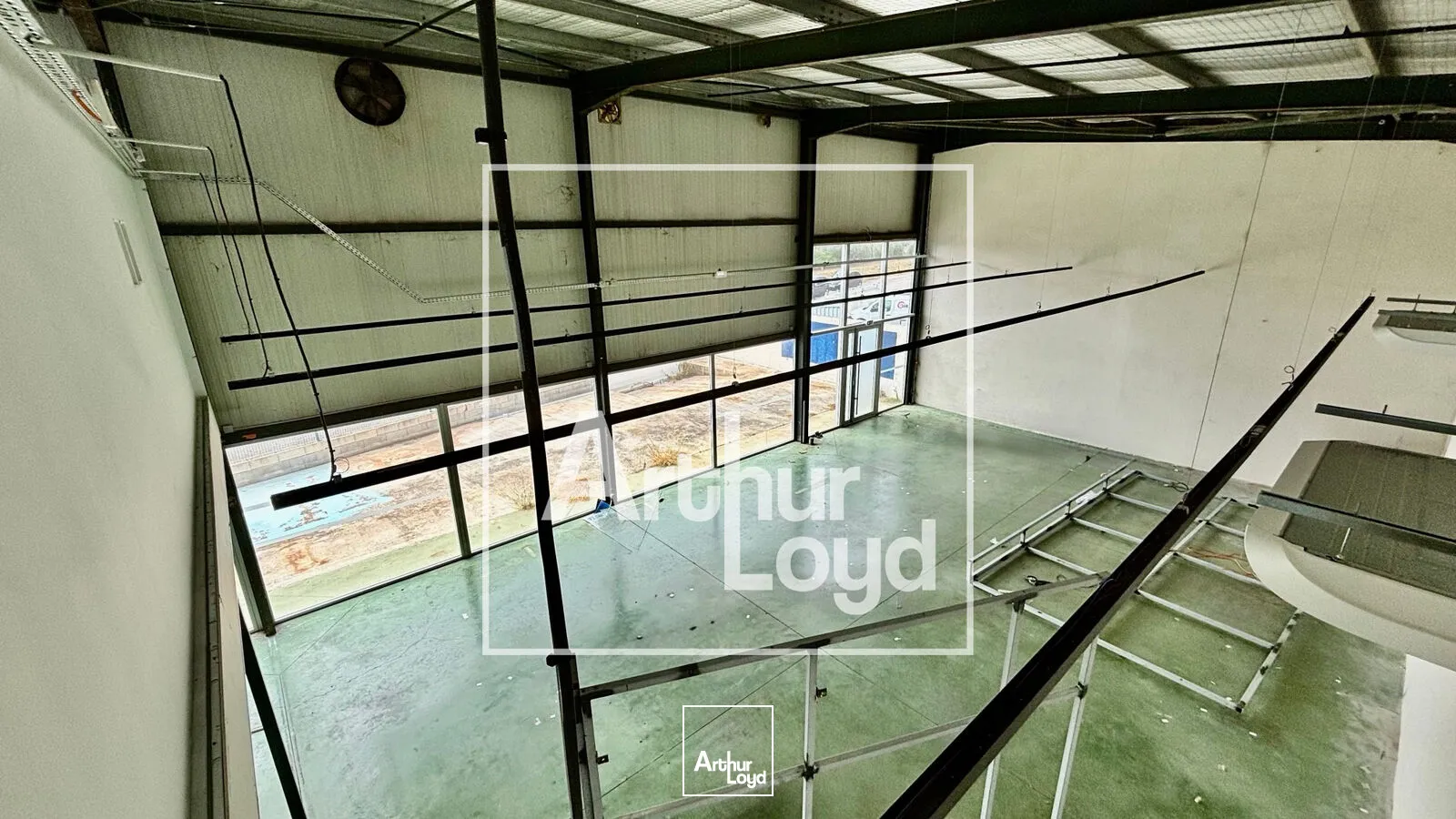 Locaux commerciaux - Location - MAUGUIO - 34130 - 235-235 - 7898141