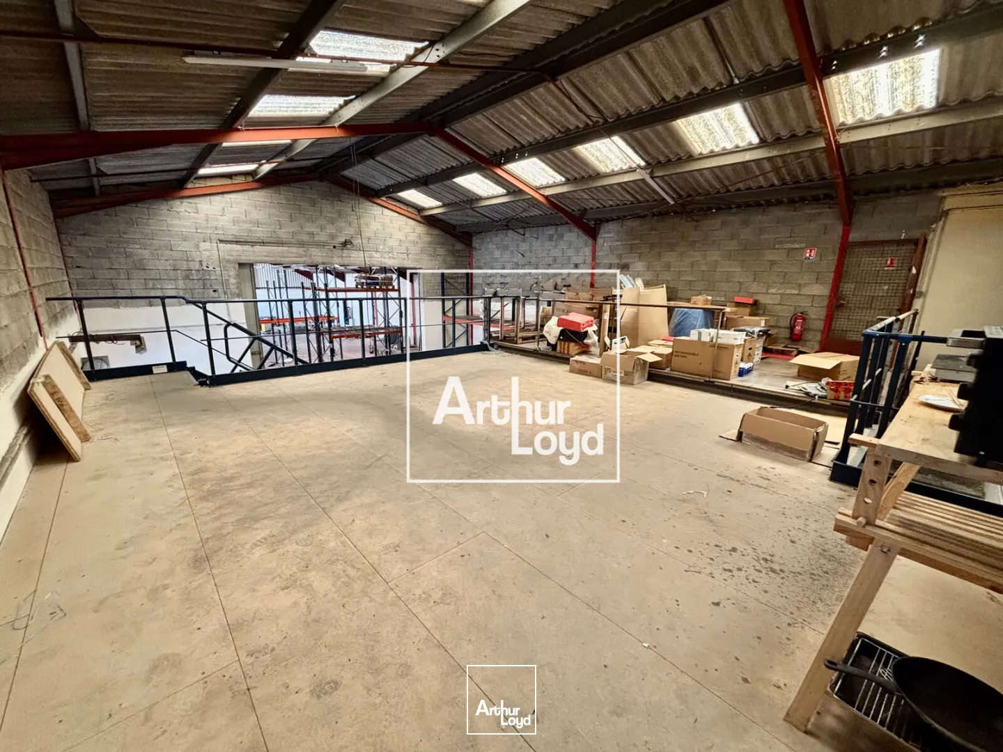 Locaux d'activité & Entrepôts - Location - TEYRAN - 34820 - 657-657 - 7898155