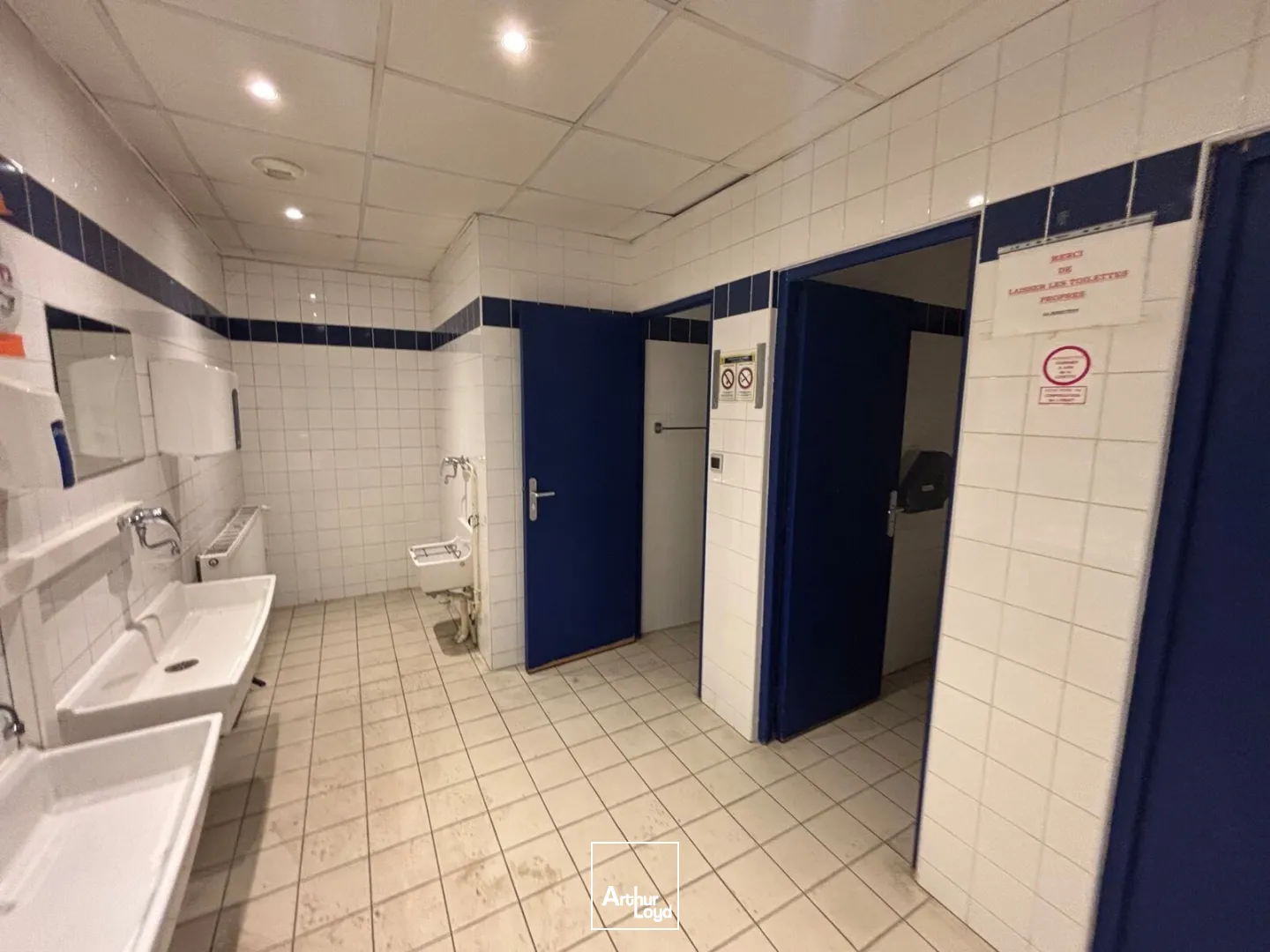 Locaux d'activité & Entrepôts - Location - LA VAUPALIERE - 76150 - 600-600 - 7898321