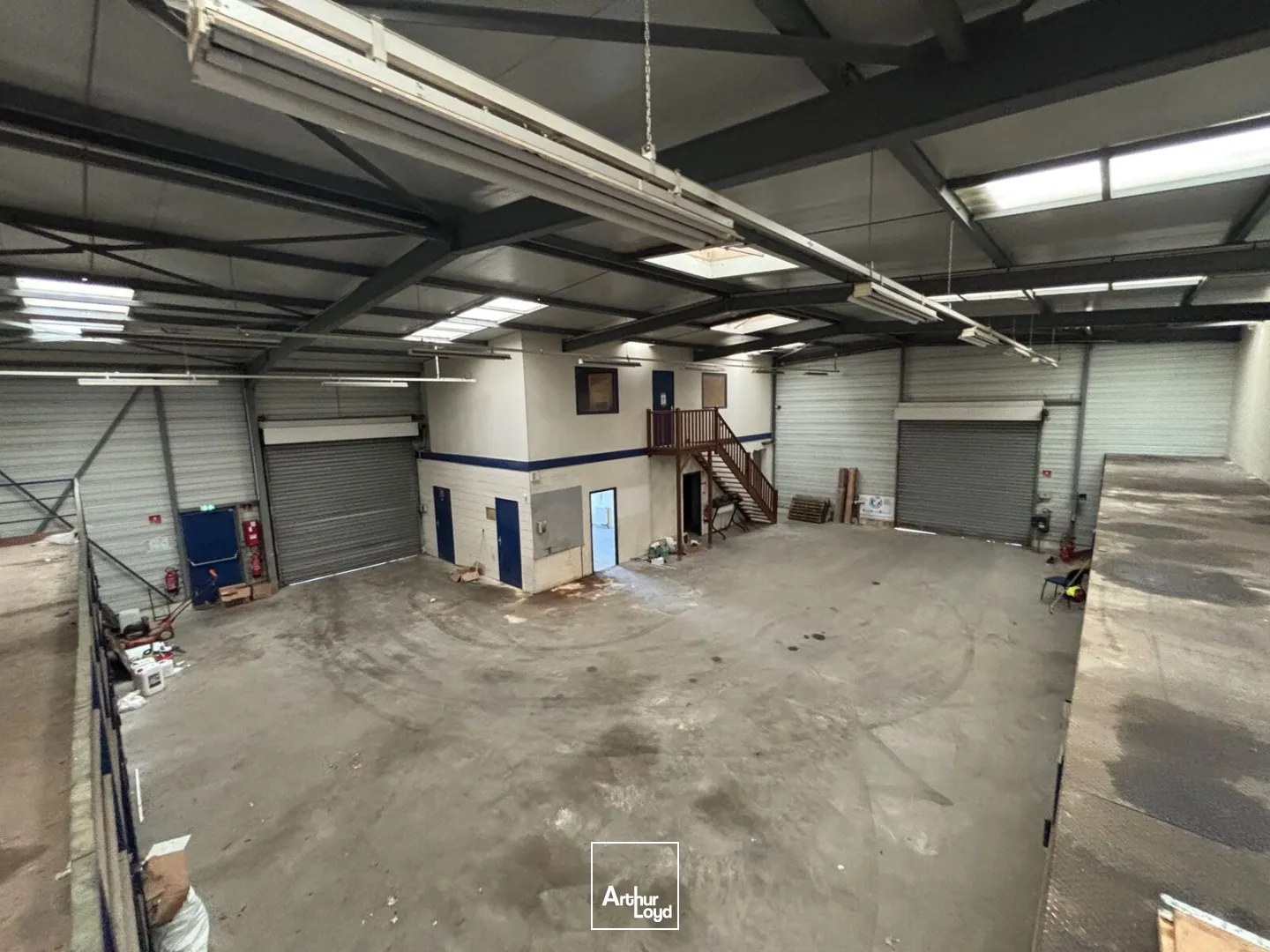 Locaux d'activité & Entrepôts - Location - LA VAUPALIERE - 76150 - 600-600 - 7898325