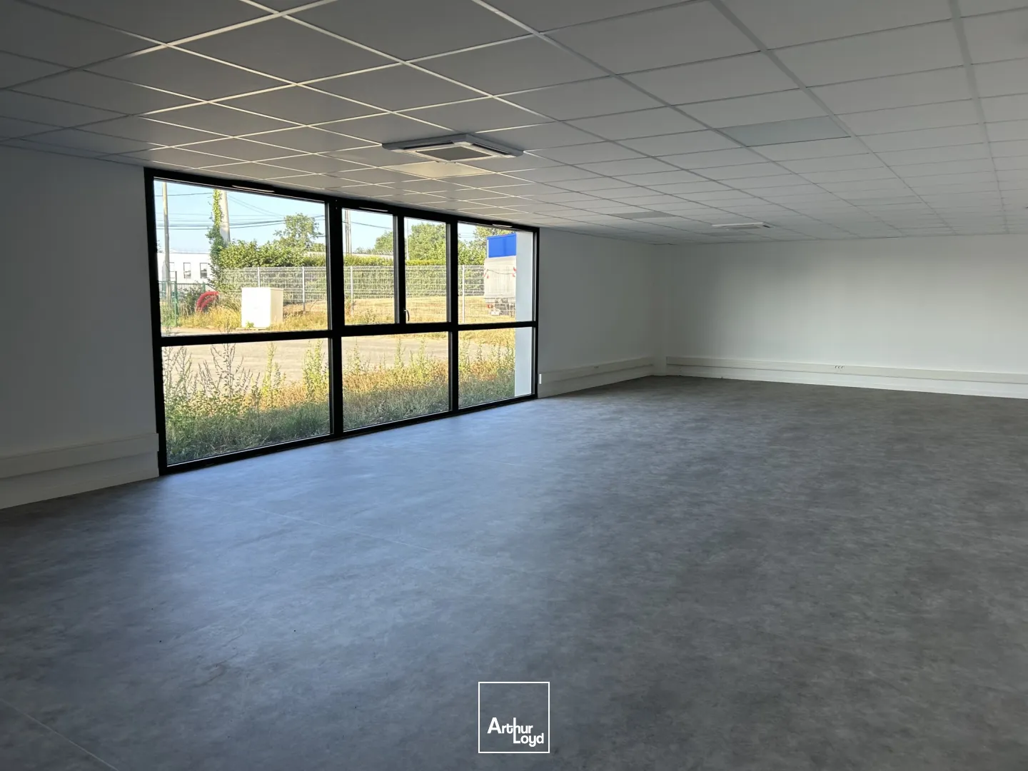Locaux d'activité & Entrepôts - Vente - COUERON - 44220 - 2600-2600 - 7898440