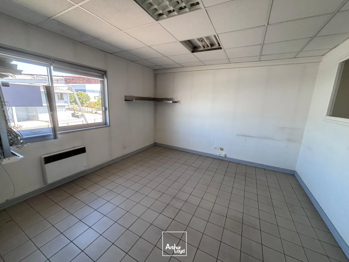 Locaux d'activité & Entrepôts - Location - SAINT HERBLAIN - 44800 - 1461-1461 - 7898452