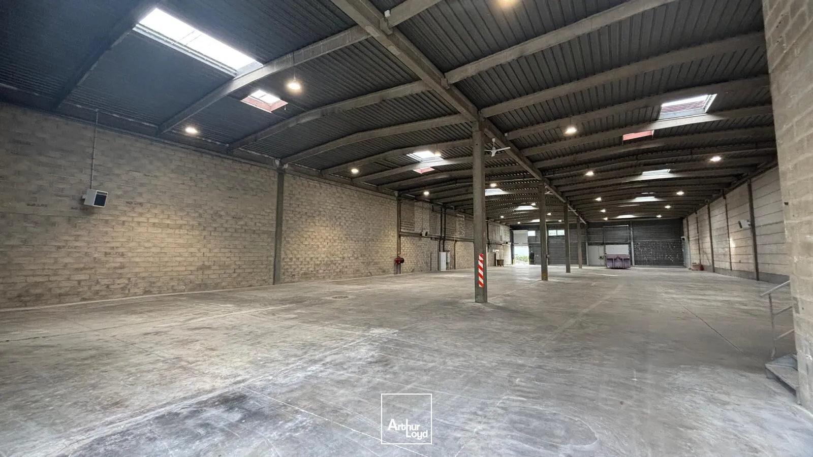 Locaux d'activité & Entrepôts - Location - VILLENEUVE LA GARENNE - 92390 - 1807-1807 - 7898493