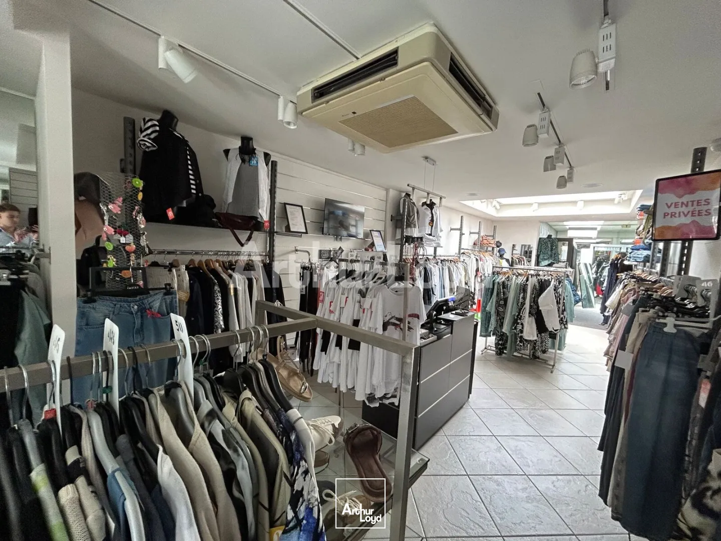 Locaux commerciaux - Location - CROIX - 59170 - 45-45 - 7898537