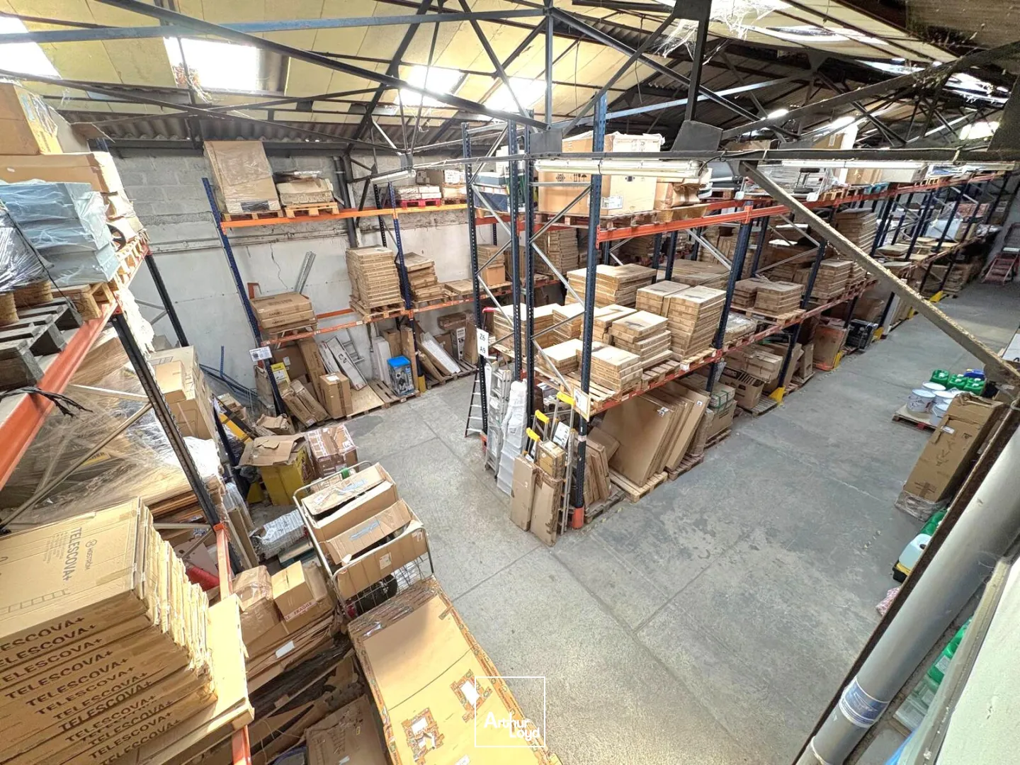 Locaux d'activité & Entrepôts - Location - MARSEILLE - 13015 - 1100-1100 - 7898846