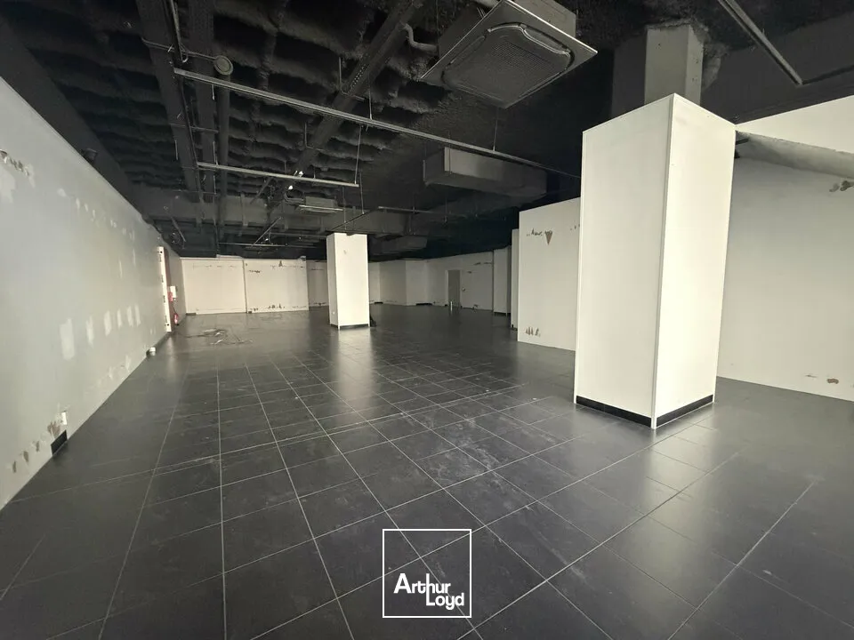 Locaux commerciaux - Location - POITIERS - 86000 - 641-641 - 7898976