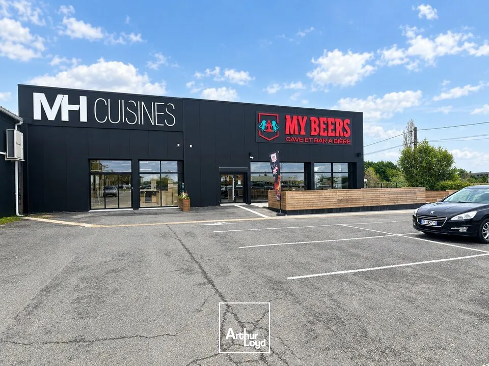 Locaux commerciaux - Location - POITIERS - 86000 - 235-235 - 7898979