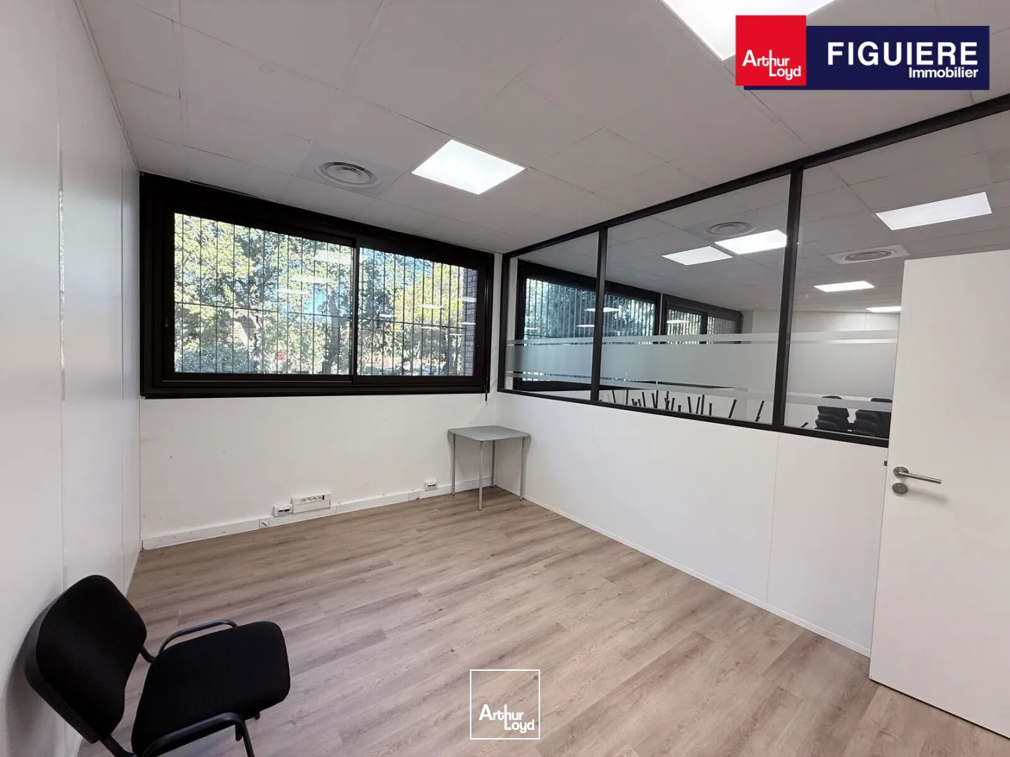 Bureaux - Location - VITROLLES - 13127 - 1100-1100 - 7899067