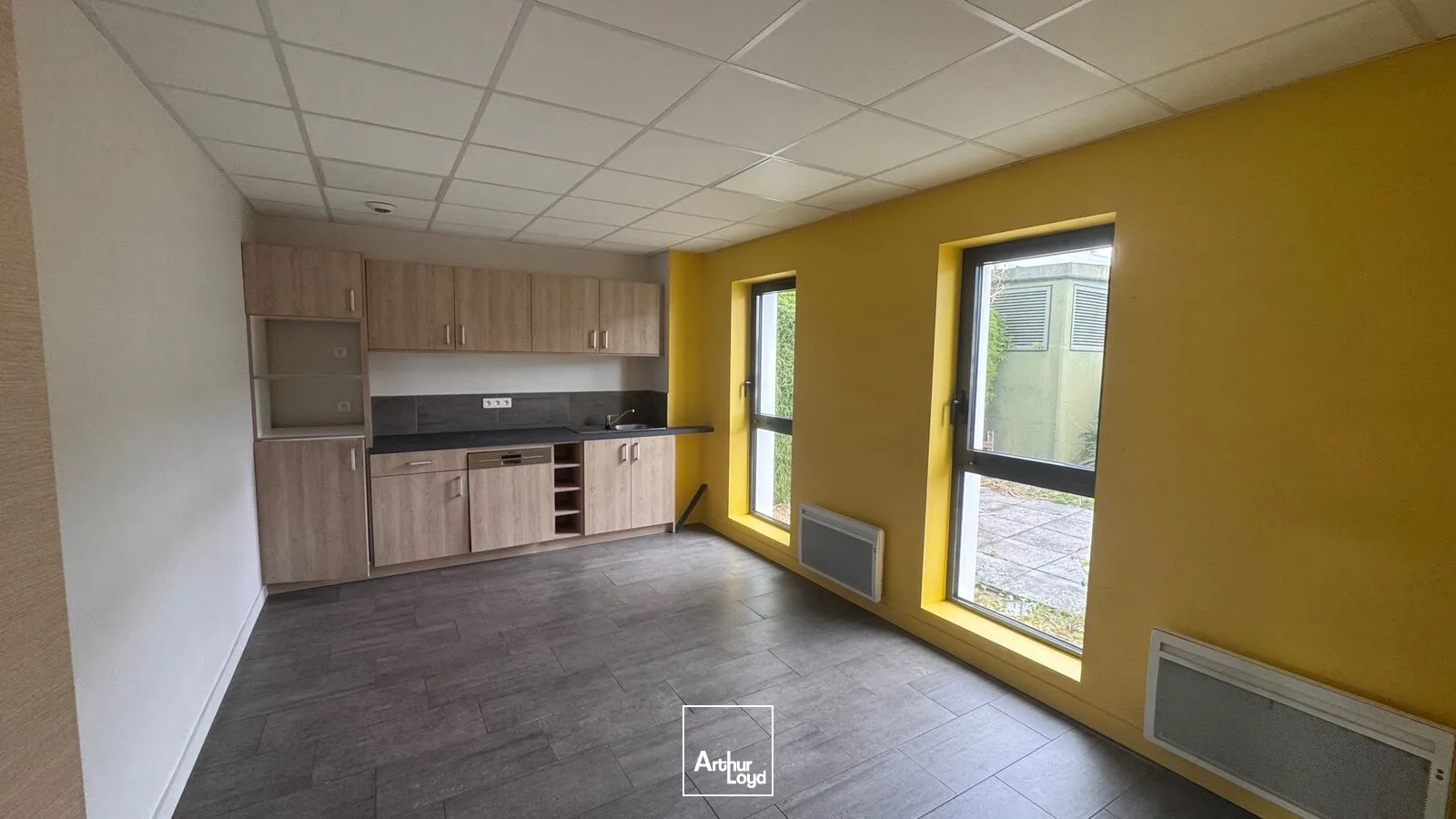 Bureaux - Location - BREST - 29200 - 300-438.85 - 7899145