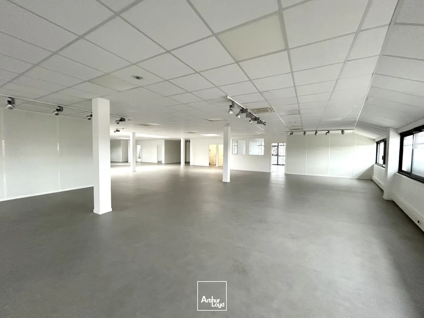 Bureaux - Location - MERIGNAC - 33700 - 450-900 - 7899182