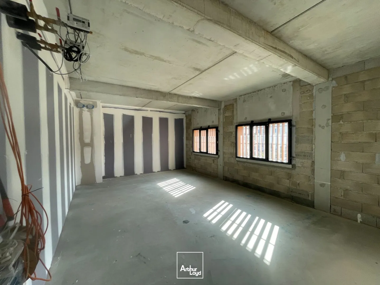 Bureaux - Vente - MONTREDON DES CORBIERES - 11100 - 43.64-1196.55 - 7899308
