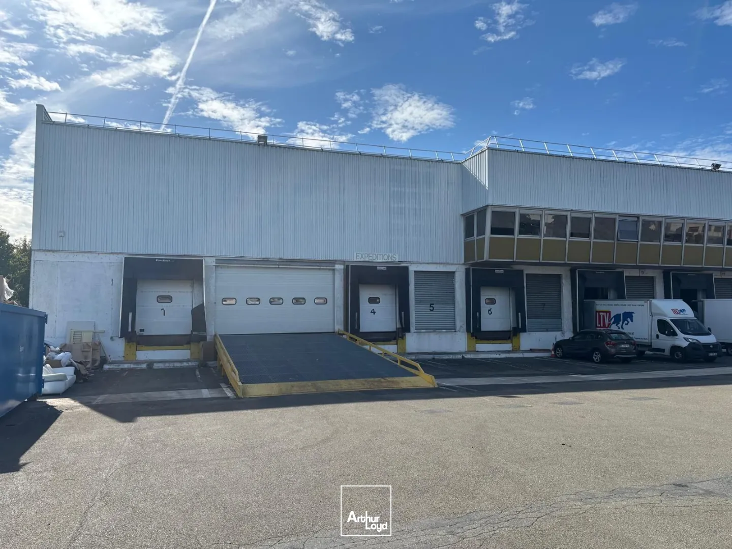 Locaux d'activité & Entrepôts - Location - EPONE - 78680 - 5041-5041 - 7899373