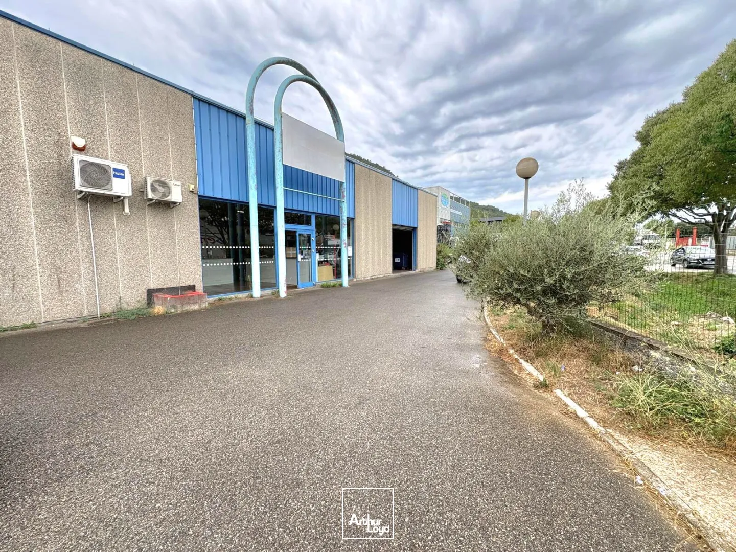 Locaux d'activité & Entrepôts - Location - GEMENOS - 13420 - 1250-1250 - 7899457